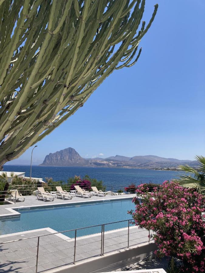 Residence Tamarea Tonnara di Bonagia Exterior photo