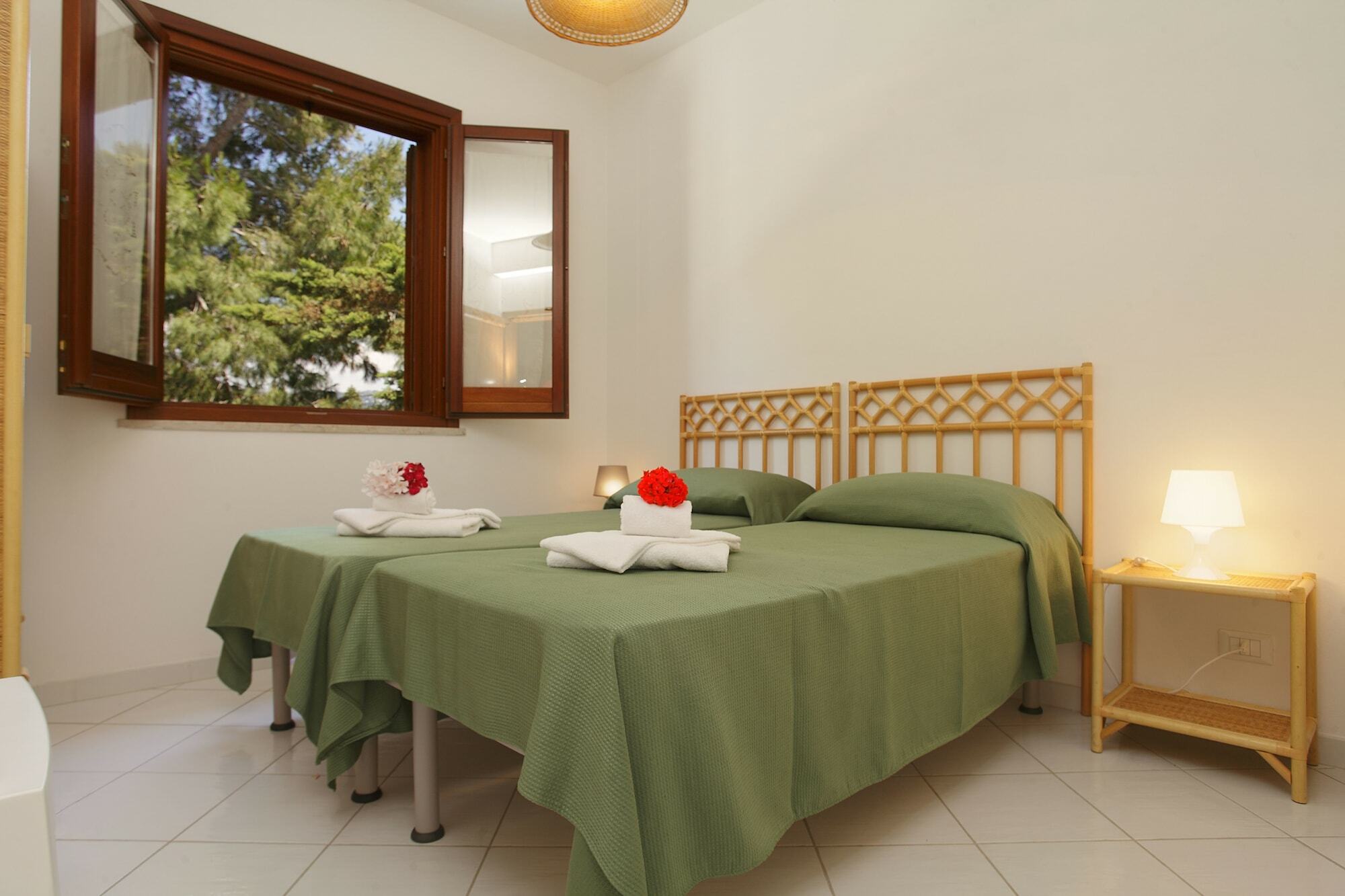 Residence Tamarea Tonnara di Bonagia Exterior photo